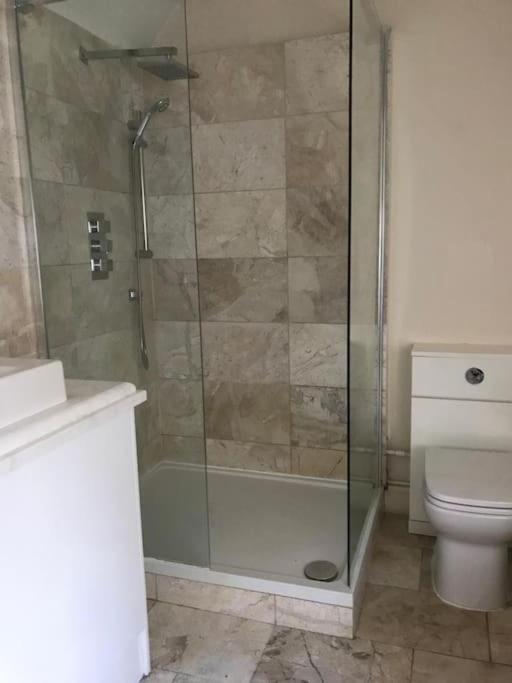 Апартаменты Authentic 3 Bed Historic House Soho,