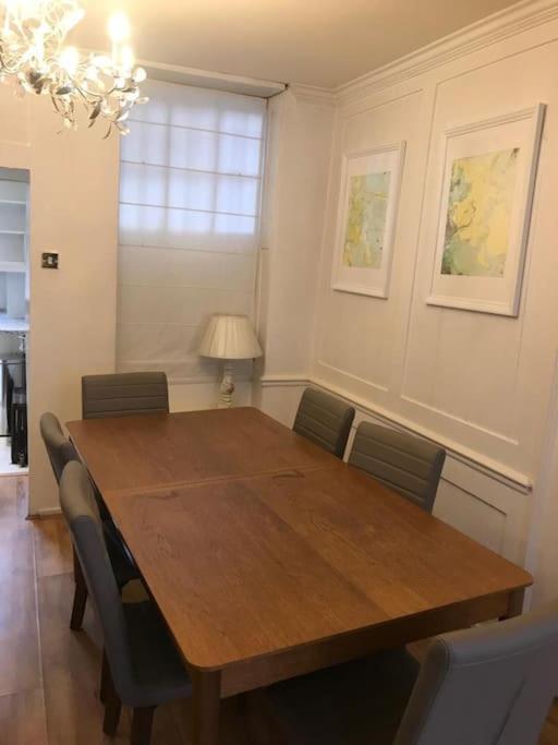 Apartamento Authentic 3 Bed Historic House Soho, *
